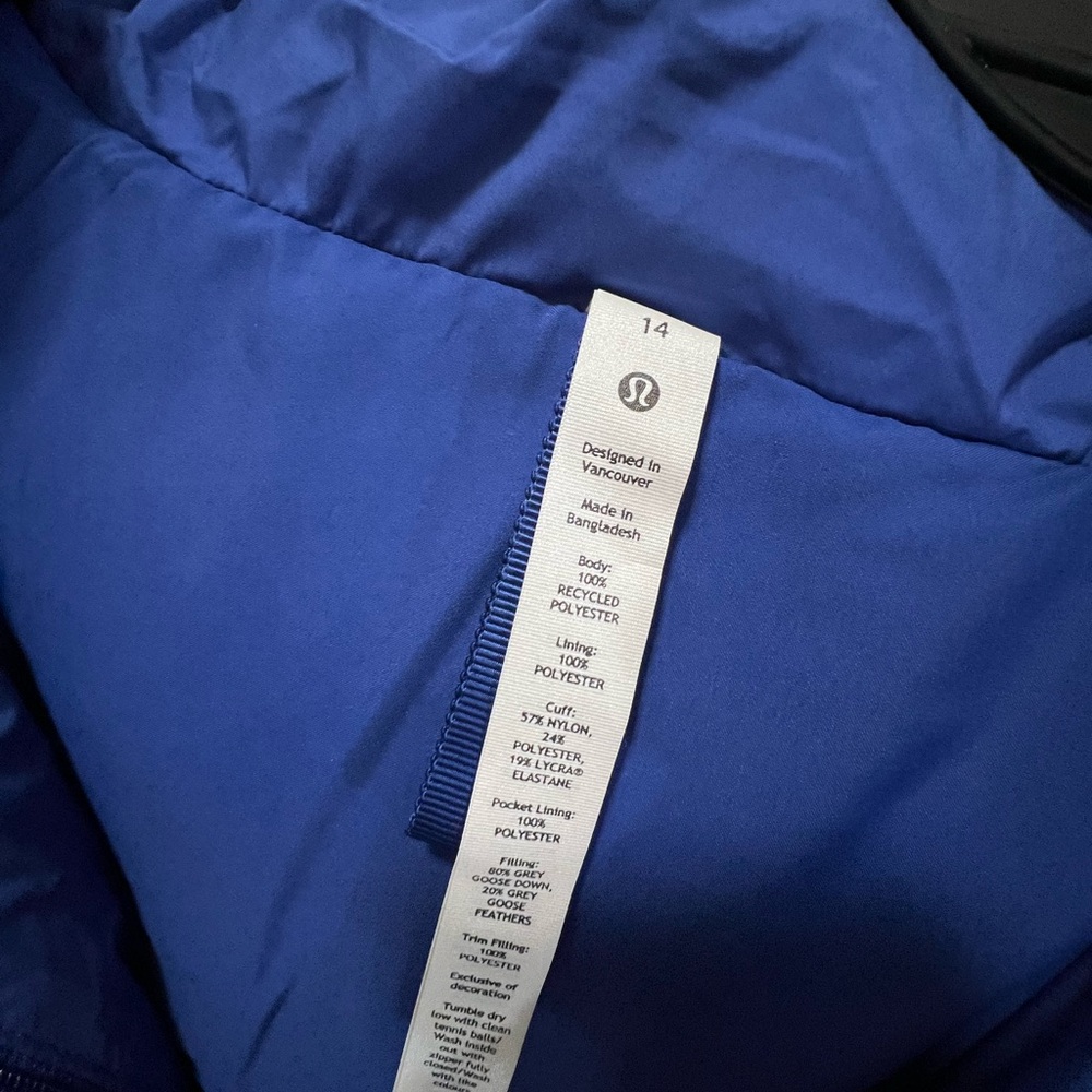 Lululemon WonderPuff Royal Blue Puffer Jacket - size 14 - Picture 2 of 5